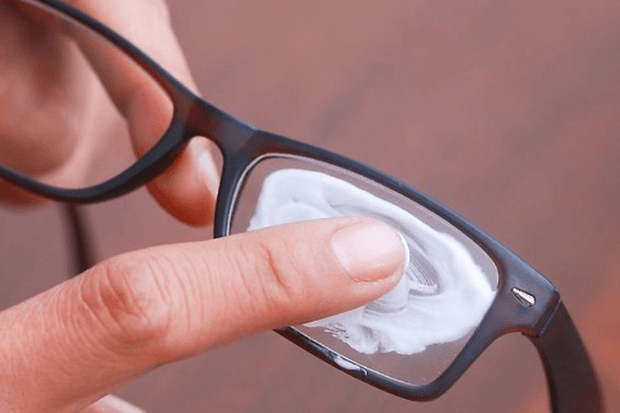 Does It Work To Remove Scratches From Glasses? See the Results.