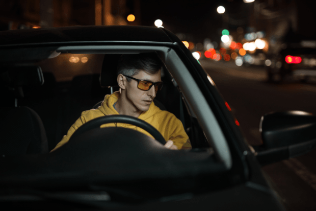 How to Improve Night Vision with Night Driving Glasses