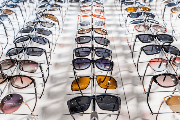 How To Spot Fake Prescription Glasses And Lenses